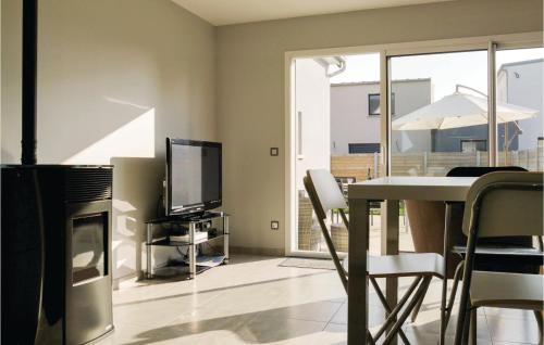 Two-Bedroom Holiday Home in Saint Germain sur Ay - image 13