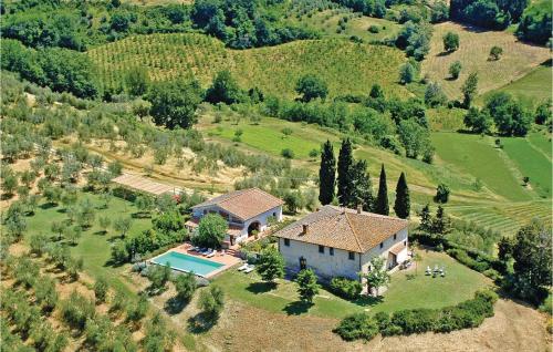 Seven-Bedroom Holiday Home