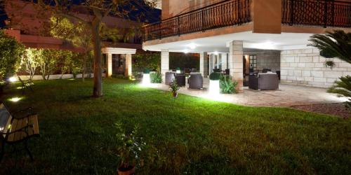 Entrance, Il Giardino Di Flora con Piscina & Jacuzzi in Castromediano