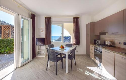 Stunning apartment in Moneglia with 3 Bedrooms - image 5