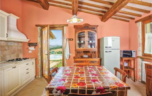 Kitchen, Casa Delle Rose in Barchi (Pesaro)