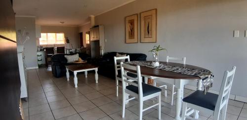 Zeezicht Oceanfront with a beautiful seaview in Franskraal
