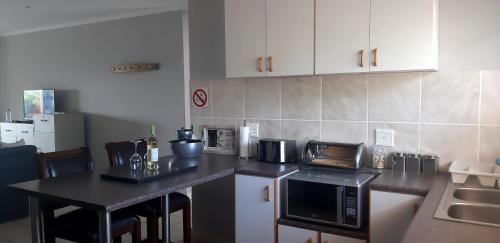Zeezicht Oceanfront with a beautiful seaview in Franskraal