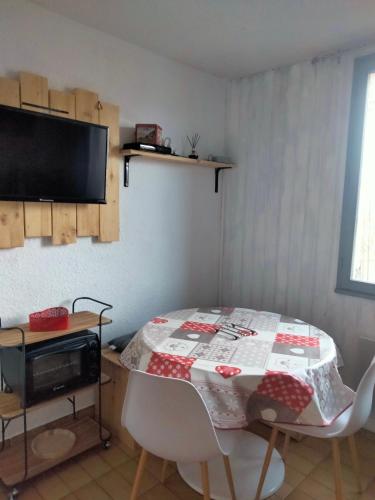 STUDIO CABINE PIED DES PISTES in Saint-Leger-les-Melezes
