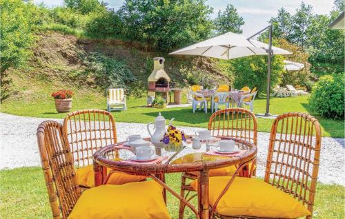  Holiday Home Villa Il Cedro 03 in Fibbialla
