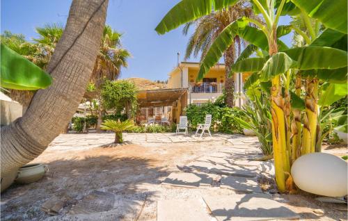 3 Bedroom Awesome Home In Menfi