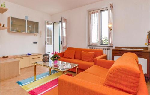 Gorgeous Apartment In Localitabracco ge With Wifi