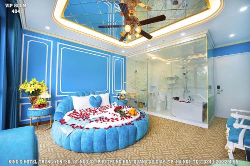 room detail thumbnail 1