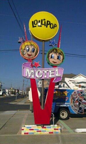 Lollipop Motel