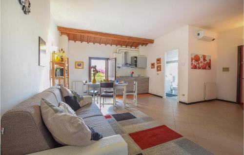 Stunning Apartment In Montagnana in Montagnana