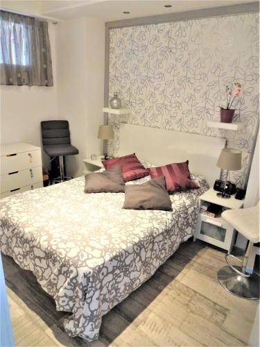 Sunset apartment with sea view and free WIFI in the heart of Las Americas 3