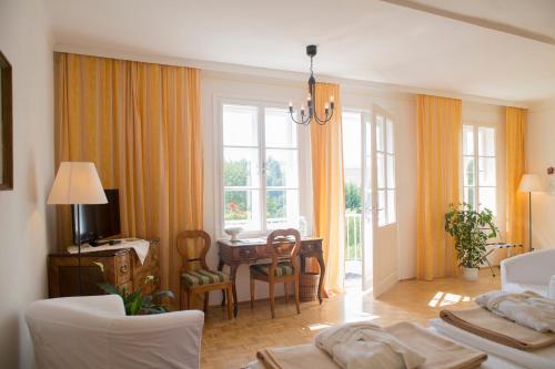 Hotel Landsitz Pichlschloss - image 13