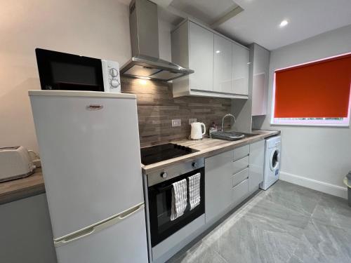 Avenham Apartments - main image