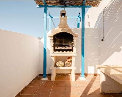 Benalmadenapartments BBQ Penthouse Patos Club - image 3