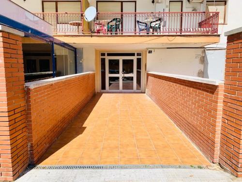 BOOK AVENIDA SALOU