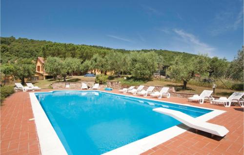  Holiday home Magione 51 with Outdoor Swimmingpool, Pension in Torricella