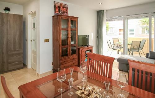 Beautiful apartment in Torrevieja with 2 Bedrooms - image 7