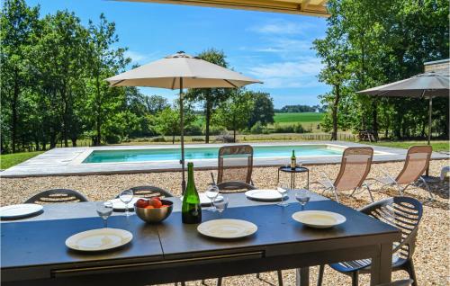 外部景觀, Stunning Home In Saint Rémy (Stunning Home In Saint Remy) in 貝傑拉克市中心