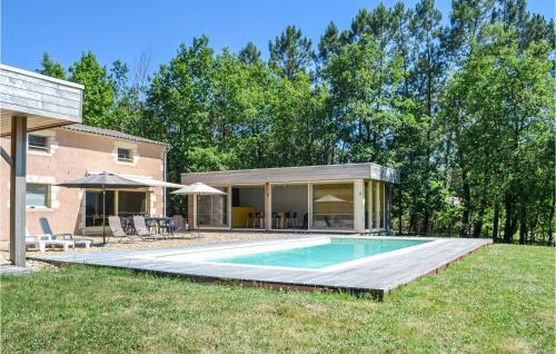 Stunning Home In , Saint Rmy With 4 Bedrooms, Wifi And Swimming Pool - Saint-Rémy