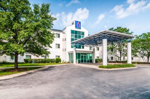 Motel 6-Joliet, IL - Chicago - I-55