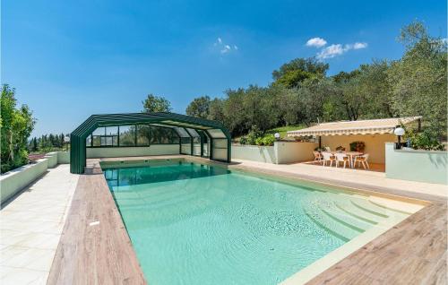 Four-Bedroom Holiday Home