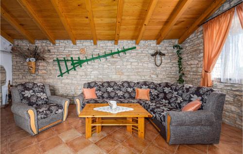 Gorgeous Home In Golubovo With Wifi