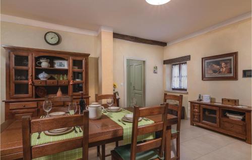 Cozy Home In Pazin With Private Swimming Pool, Can Be Inside Or Outside