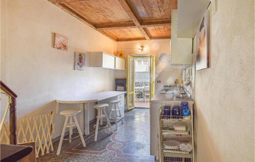 Kitchen, Pet Friendly Home In Ziona With Wifi in Carro (La Spezia)