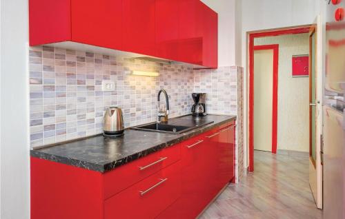  Stunning apartment in Rijeka with 2 Bedrooms and WiFi in Rijeka