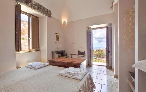 One-Bedroom Apartment image 8