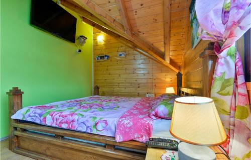 Cozy Home In Donja Zelina With Wifi