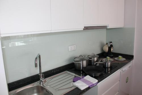 One-Bedroom Apartment image 3