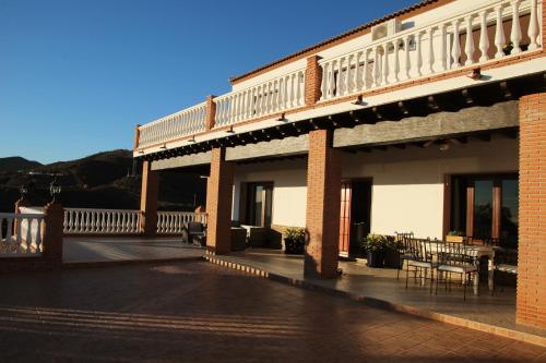 Villa El Palomar Azul with pool and sea view