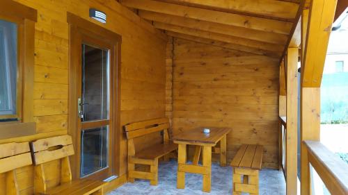 ทางเข้า, Drevenička Vodníček (Drevenicka Vodnicek) in ลิปตอฟสกี ตรโนเวซ