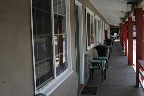 Jumping Frog Motel - image 2