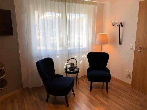 Wonderful & Private Room with en-suite bathroom - Apartment - Triesenberg