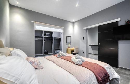 L apartment, Atenas