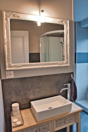 LA Jacarandière (LA Jacarandiere) in Les Forges