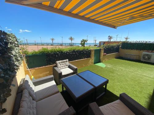  Beach&Roll in 46120 Port Saplaya