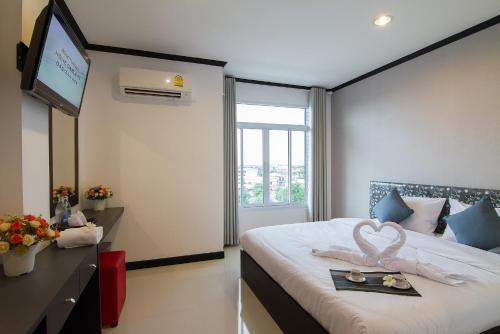 1 queen bed