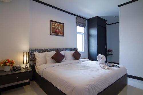 2 bedrooms, 2 beds