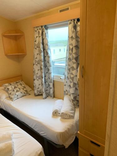 Newquay Bay Porth Caravan - image 14