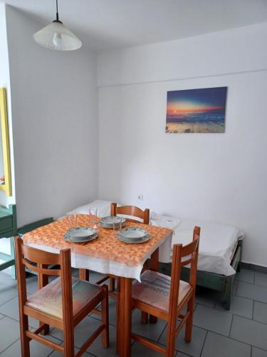 Superior Apartment image 3