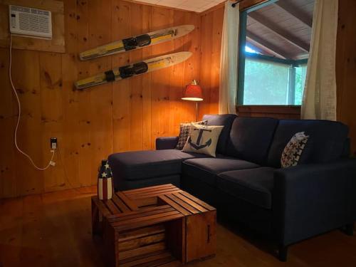 Trekker, Treehouses cabins and lodge rooms