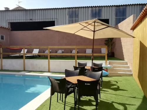  Piso centro y piscina privada a 2km in Cambados