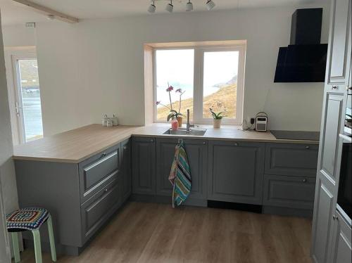 The house with the amazing view in Sørvágur