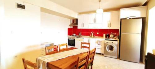 BODRUM BURCU RESIDENCE, Magnificent Sea View, Cozy, Free Otopark, Free Wifi in Йокубасі