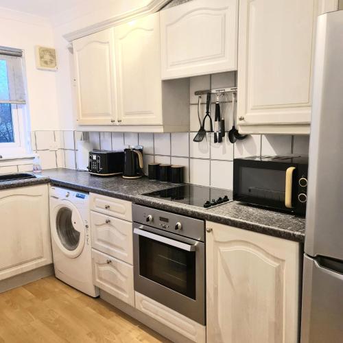 Levenside Holiday Apartment, Balloch, Loch Lomond in 巴勒赫