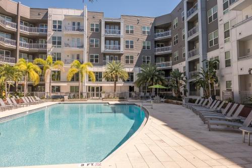 Frontdesk Bleecker Hyde Park Apts Tampa - image 11