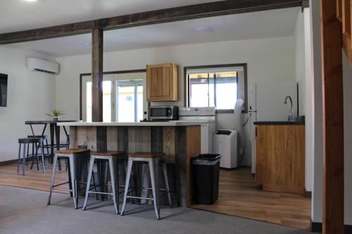 Cabin 6 at Horse Creek Resort, Rapid City (fotografie 4)